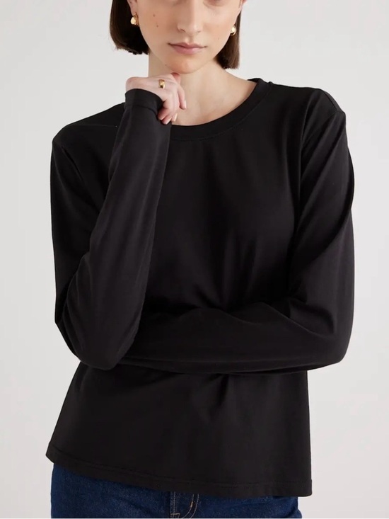 Quince Tops - NWT Quince Organic Cotton Stretch Long Sleeve Tee Black Size Small
